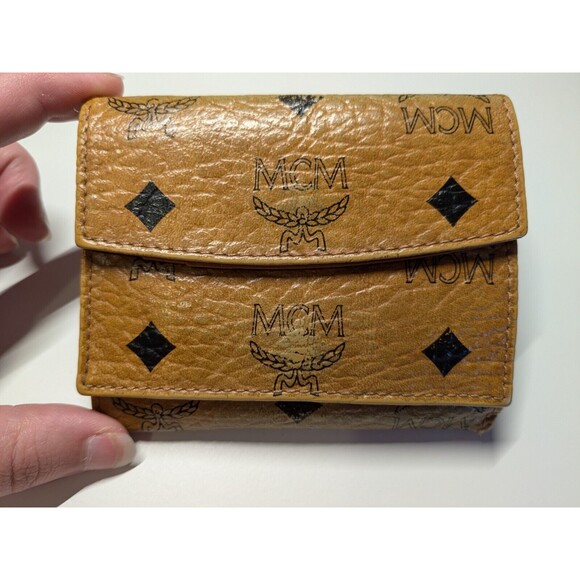 MCM Double Flap Compact Wallet - Picture 2 of 15